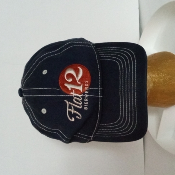 Flat 12 Bierwerks Men's Cap Navy  Cream trim adjustable fit Preowned - Picture 1 of 6